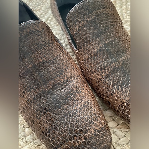 Franco Sarto Snakeskin Loafers W6 - Picture 2 of 8